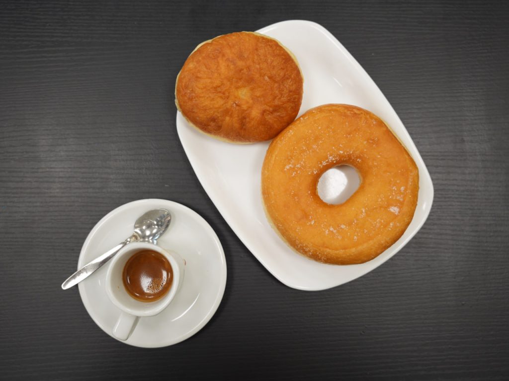 Colazione al bar a Rometta